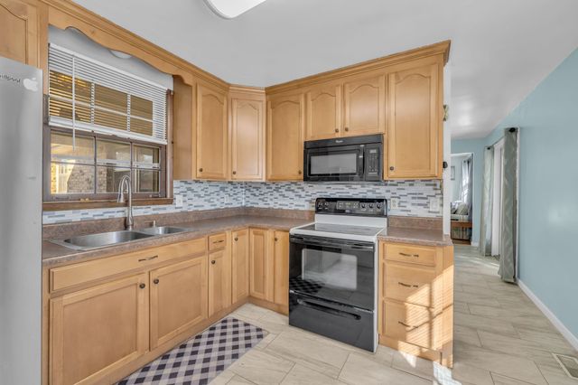 709 General Palmer Dr, Smyrna, TN 37167