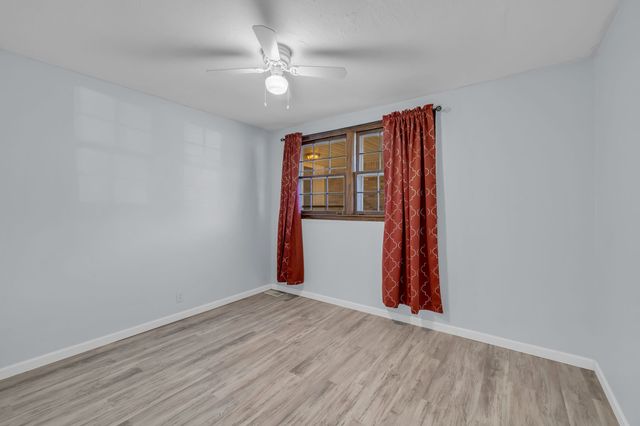 709 General Palmer Dr, Smyrna, TN 37167