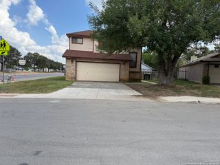 8527 Village Crk, San Antonio, TX 78251