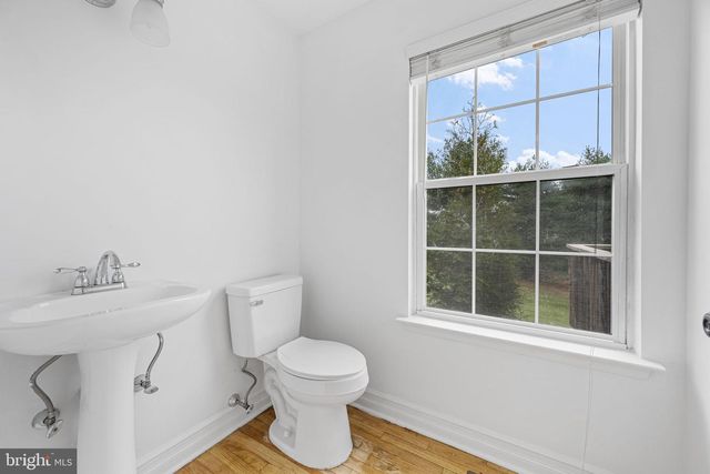 12 HUNT CLUB DR, Collegeville, PA 19426