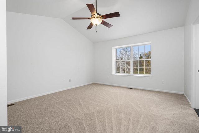 12 HUNT CLUB DR, Collegeville, PA 19426