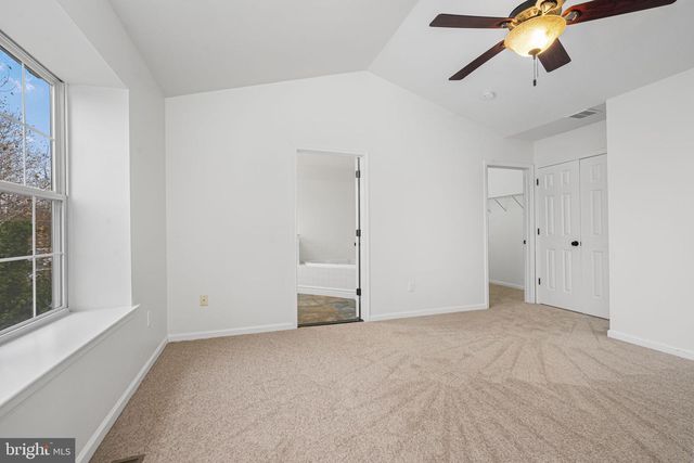 12 HUNT CLUB DR, Collegeville, PA 19426