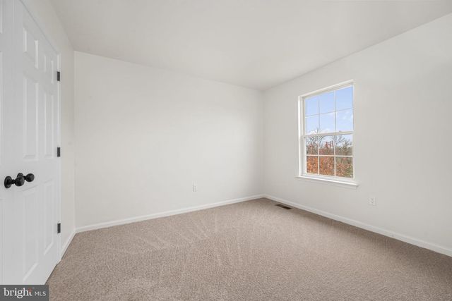 12 HUNT CLUB DR, Collegeville, PA 19426