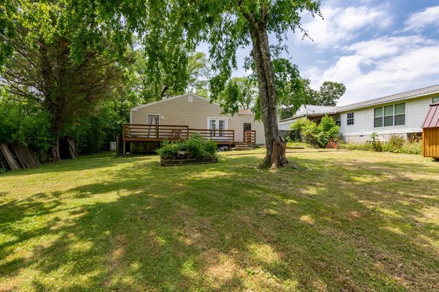 37 Eaton Circle, Fort Oglethorpe, GA 30742