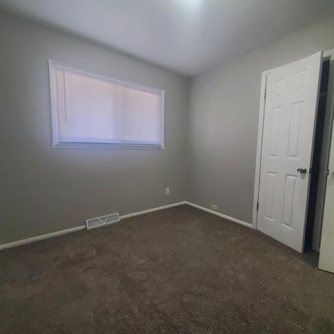 6716 N 55th STREET, Milwaukee, WI 53223