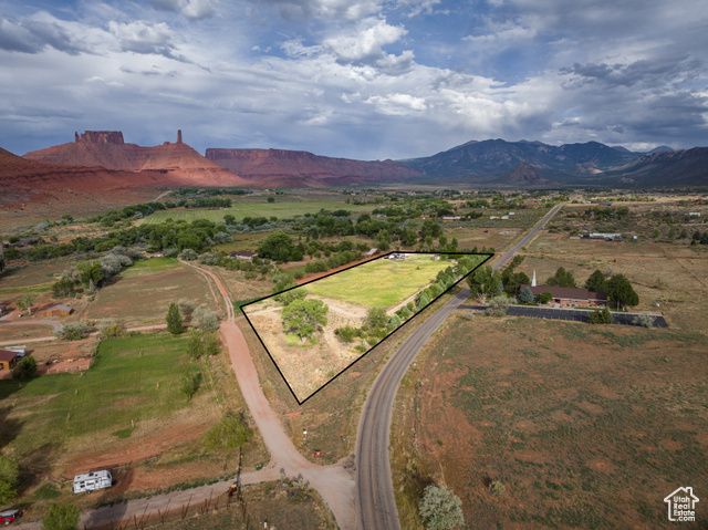 9 CHAMISA LN, Castle Valley, UT 84532