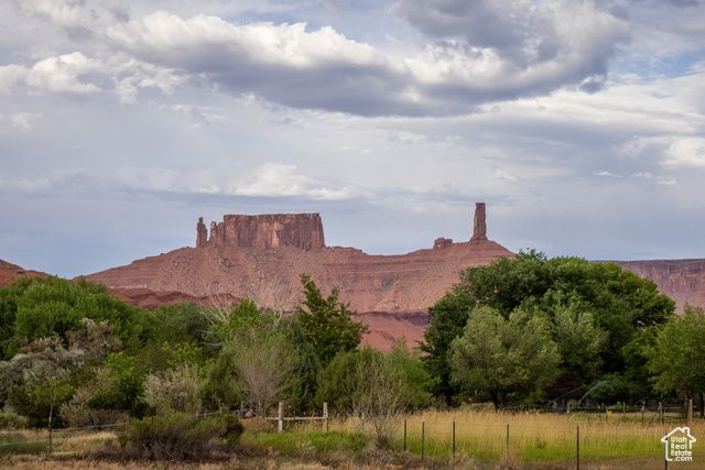 9 CHAMISA LN, Castle Valley, UT 84532