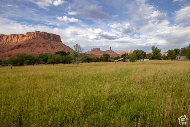 9 CHAMISA LN, Castle Valley, UT 84532