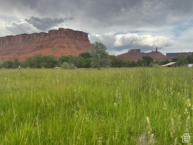 9 CHAMISA LN, Castle Valley, UT 84532