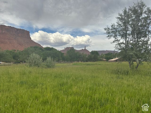 9 CHAMISA LN, Castle Valley, UT 84532