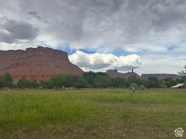 9 CHAMISA LN, Castle Valley, UT 84532