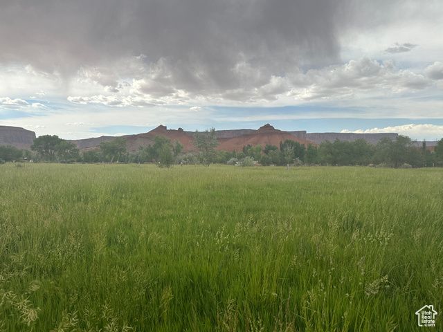 9 CHAMISA LN, Castle Valley, UT 84532