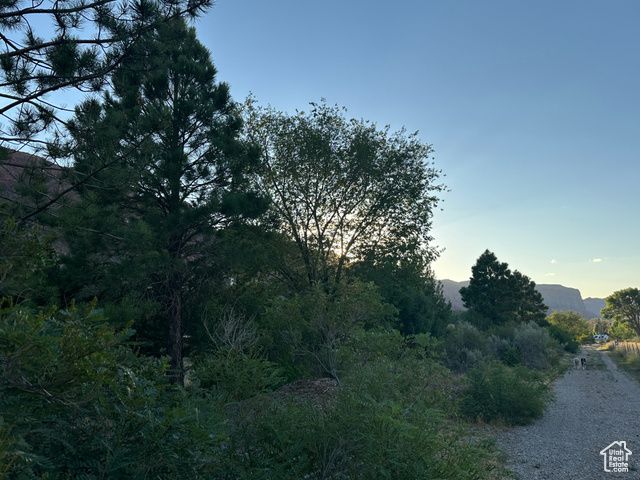 9 CHAMISA LN, Castle Valley, UT 84532