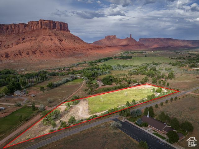 9 CHAMISA LN, Castle Valley, UT 84532