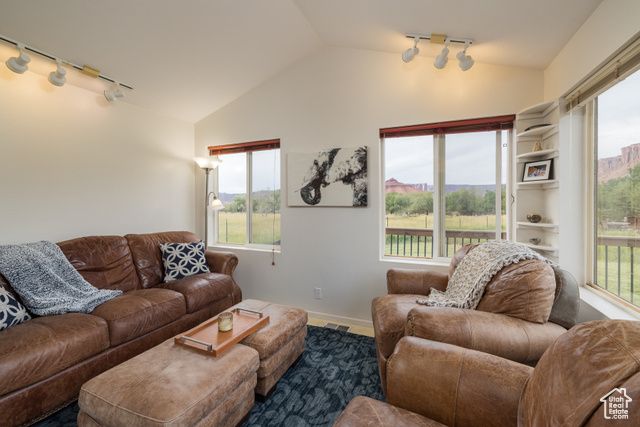 9 CHAMISA LN, Castle Valley, UT 84532