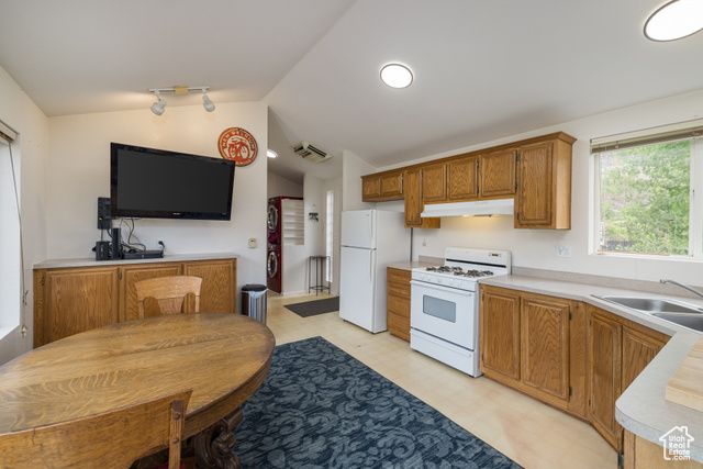 9 CHAMISA LN, Castle Valley, UT 84532