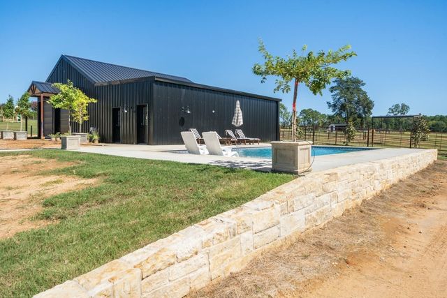 13127 S County Road 246, Arp, TX 75750