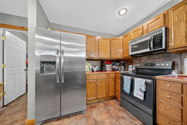 509 Wildewood Drive, Chandler, TX 75758