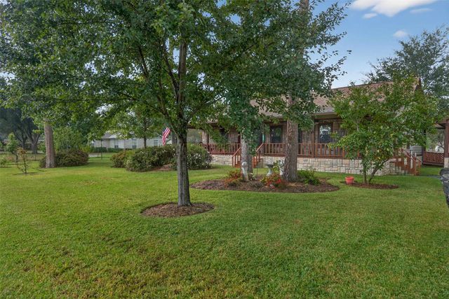 509 Wildewood Drive, Chandler, TX 75758
