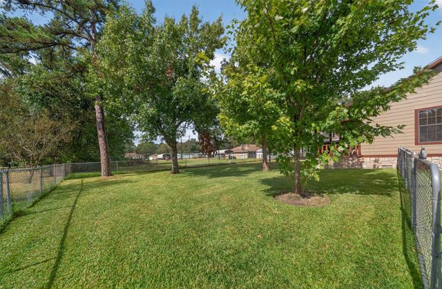 509 Wildewood Drive, Chandler, TX 75758