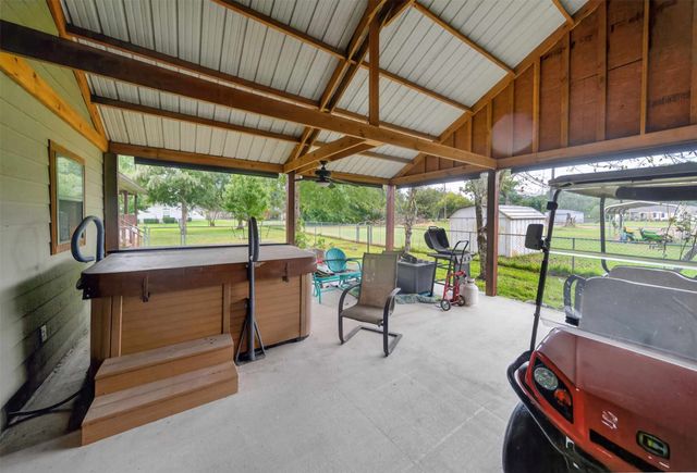 509 Wildewood Drive, Chandler, TX 75758