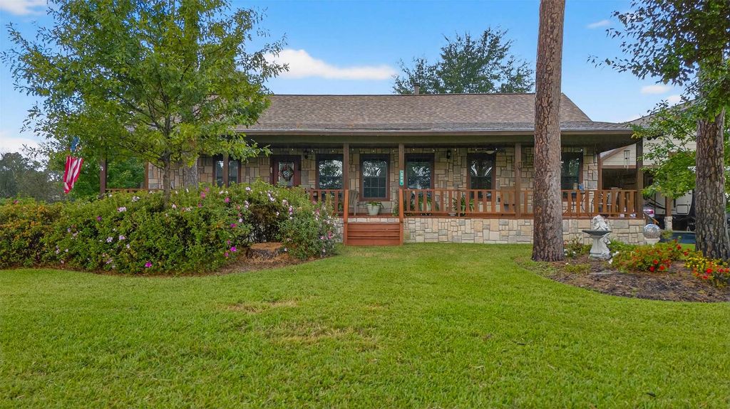 509 Wildewood Drive, Chandler, TX 75758