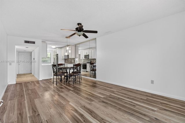 9670 W Mcnab Rd 208, Tamarac, FL 33321