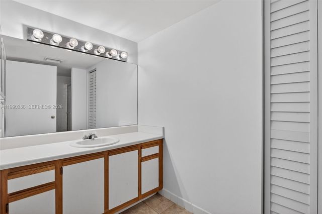 9670 W Mcnab Rd 208, Tamarac, FL 33321