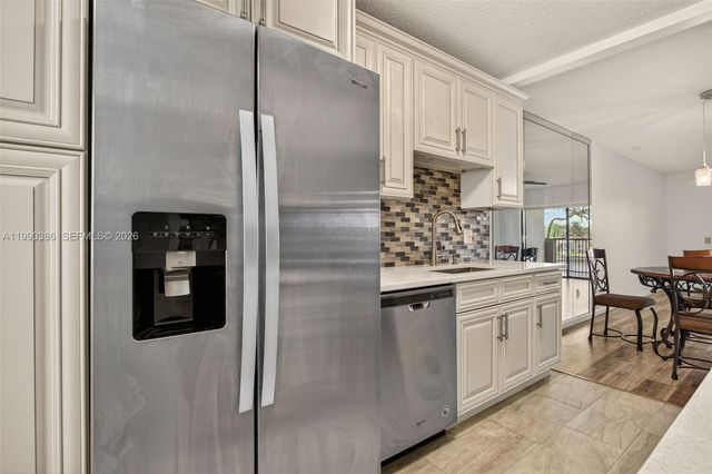 9670 W Mcnab Rd 208, Tamarac, FL 33321