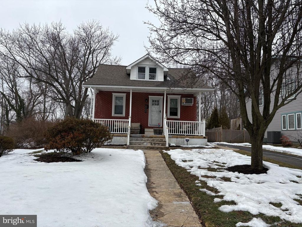 522 NORTHWOOD AVE, Cherry Hill, NJ 08002