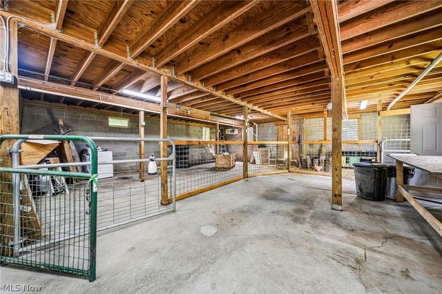 16721 Swine Creek Road, Middlefield, OH 44062