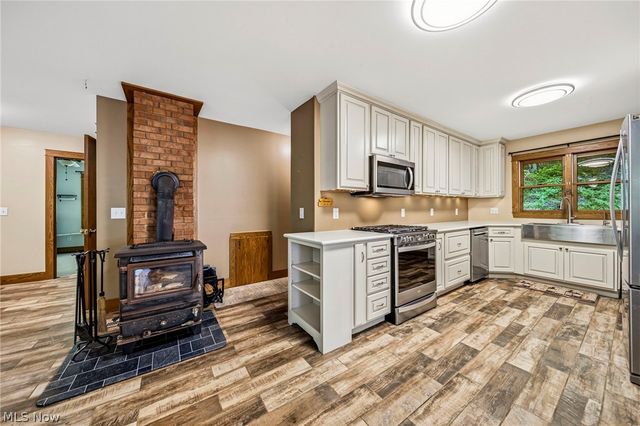 16721 Swine Creek Road, Middlefield, OH 44062