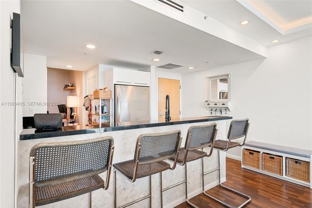 244 Biscayne Blvd 1703, Miami, FL 33132