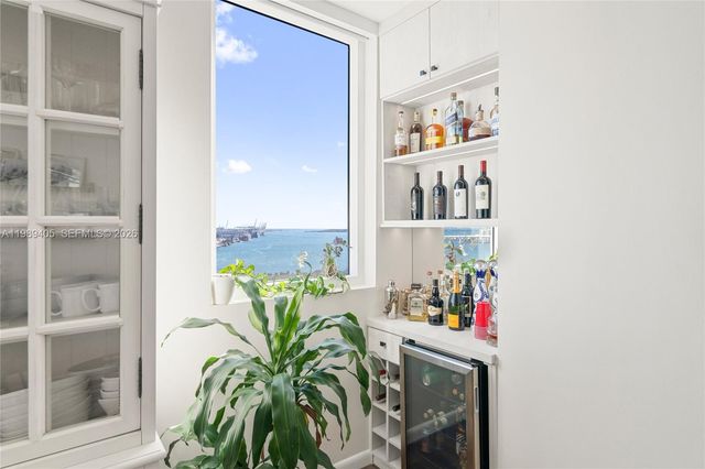 244 Biscayne Blvd 1703, Miami, FL 33132