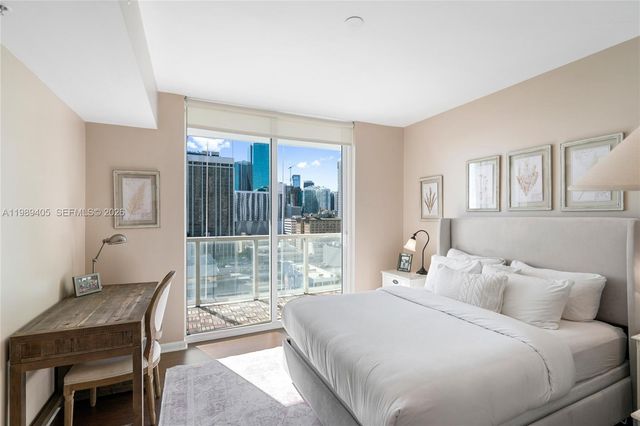 244 Biscayne Blvd 1703, Miami, FL 33132