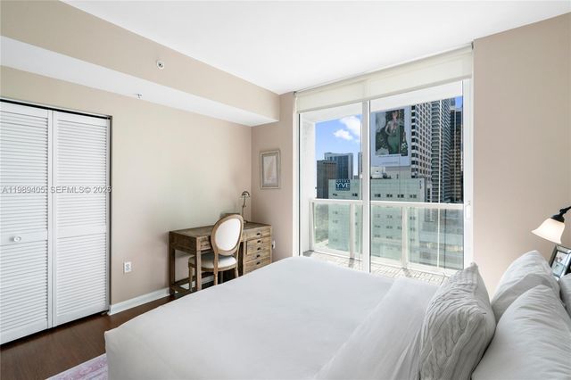 244 Biscayne Blvd 1703, Miami, FL 33132