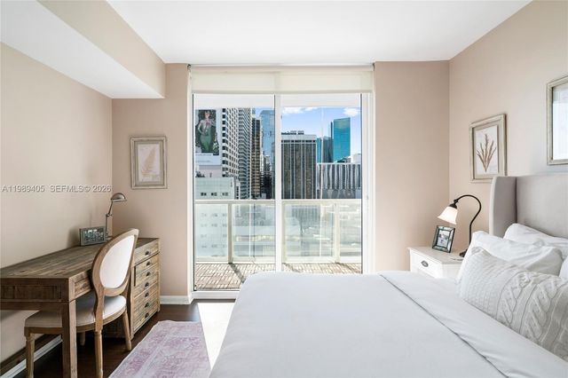 244 Biscayne Blvd 1703, Miami, FL 33132