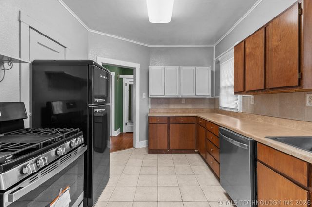 1304 SW Jennings Avenue, Bartlesville, OK 74003