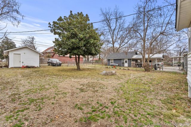 1304 SW Jennings Avenue, Bartlesville, OK 74003