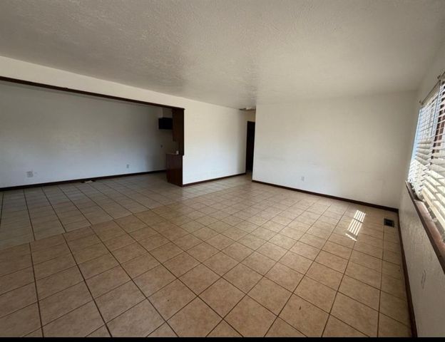 527 Montana Street, Jones, OK 73049