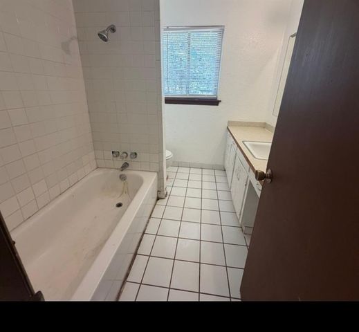 527 Montana Street, Jones, OK 73049