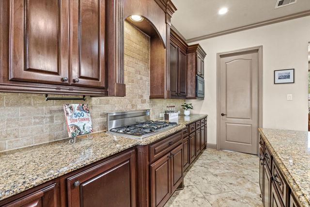 6011 Cross Creek Harbor Lane, Fulshear, TX 77441