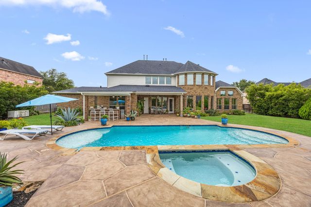 6011 Cross Creek Harbor Lane, Fulshear, TX 77441