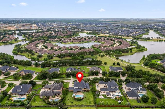 6011 Cross Creek Harbor Lane, Fulshear, TX 77441