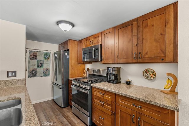 28152 Robin, Saugus, CA 91350