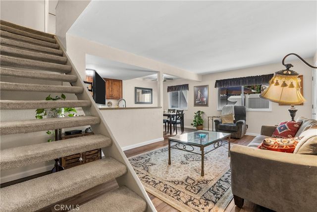 28152 Robin, Saugus, CA 91350