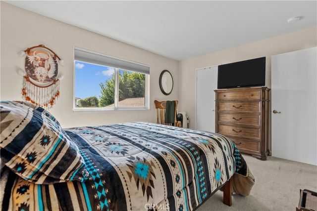 28152 Robin, Saugus, CA 91350