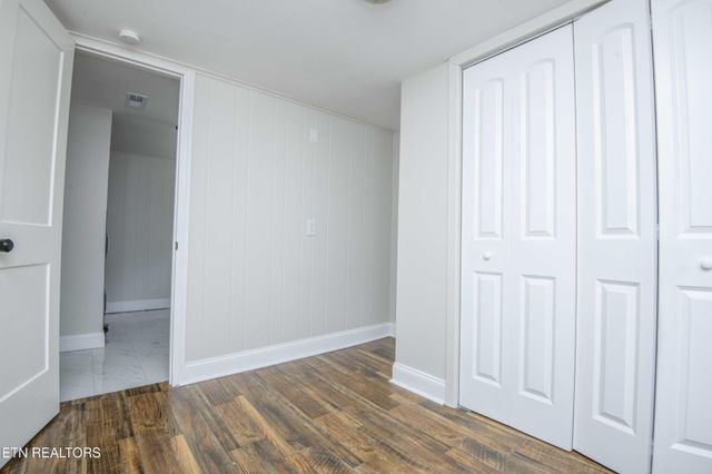 213 Mountain Rd, Clinton, TN 37716