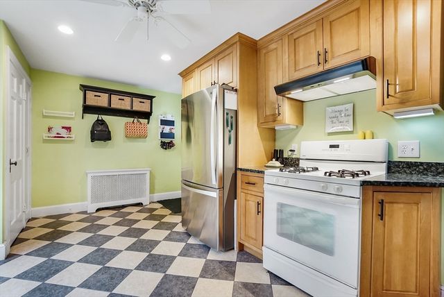158 Warren Street, Waltham, MA 02453