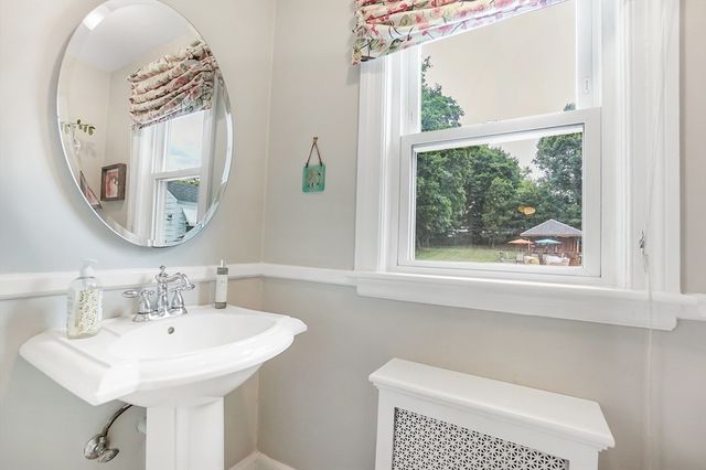 158 Warren Street, Waltham, MA 02453